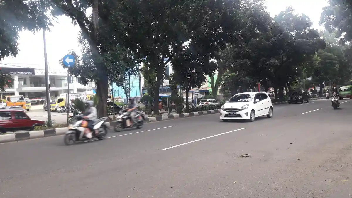 Lalu Lintas Jalan Raya Pajajaran Rabu Pagi Lancar Arah Ciawi Bogor