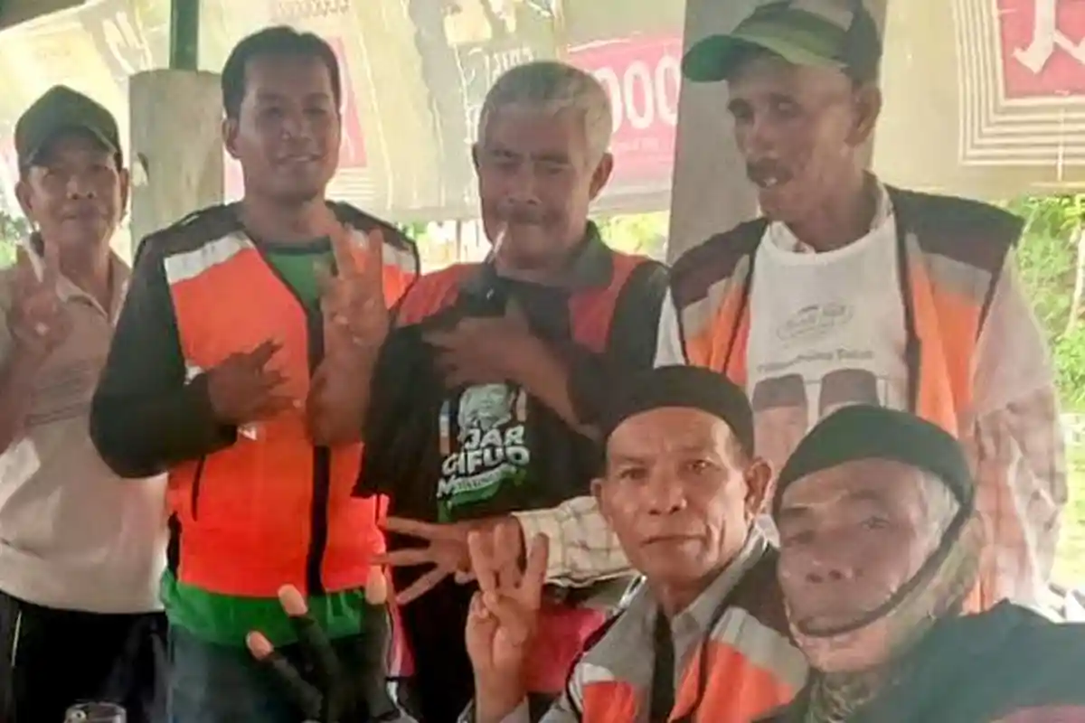 Tukang Ojek di Sumbawa Barat Deklarasi Dukung Ganjar-Mahfud