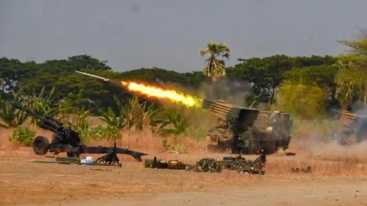 Marinir laksanakan Latihan Tempur di Puslatpur 5 Baluran, Kerahkan Roket RM-70 Vampire hingga Tank Amfibi