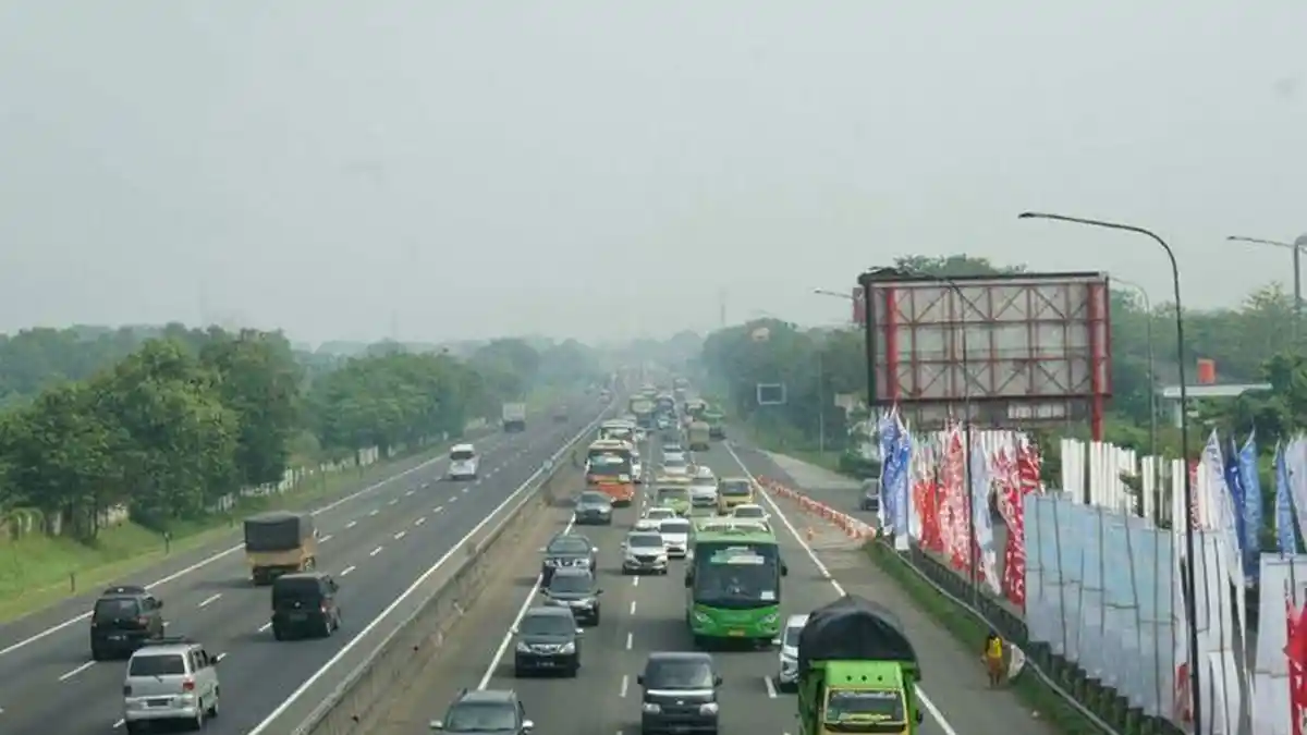 Antisipasi Puncak Arus Mudik Natal, 'Contraflow' di Tol Japek Diperpanjang
