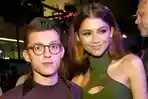 Tom-Holland-dan-Zendaya-Ceritakan-Selisih-Tinggi-Badan.jpg