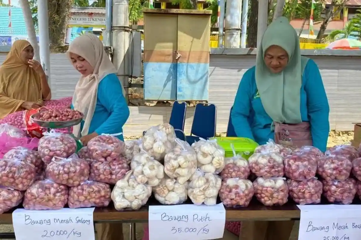 Daftar Harga Sembako Pasar Murah di Dinas Koperasi dan UMKM Sultra, Ada Beras Hingga Telur Rp48 Ribu
