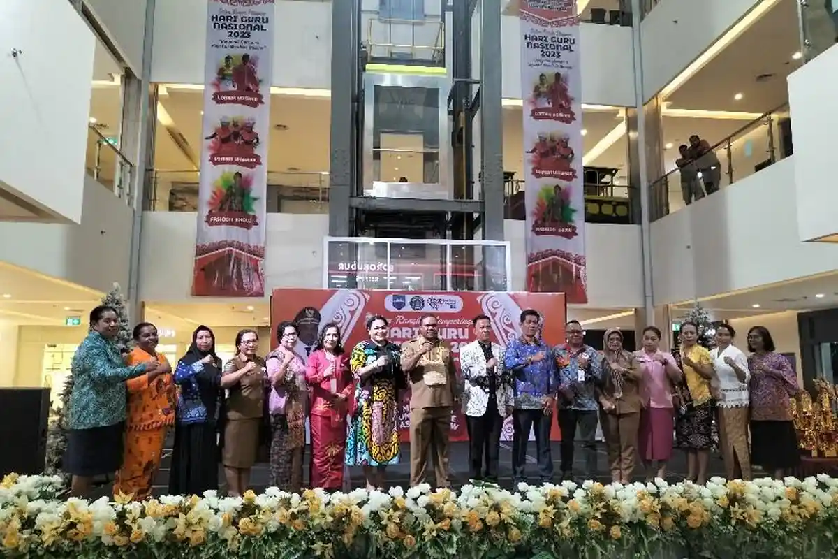 Hari Guru 2023, Pemda Manokwari Beri Ruang Ekspresi bagi Guru TK/Paud Lewat Lomba Busana dan Tari