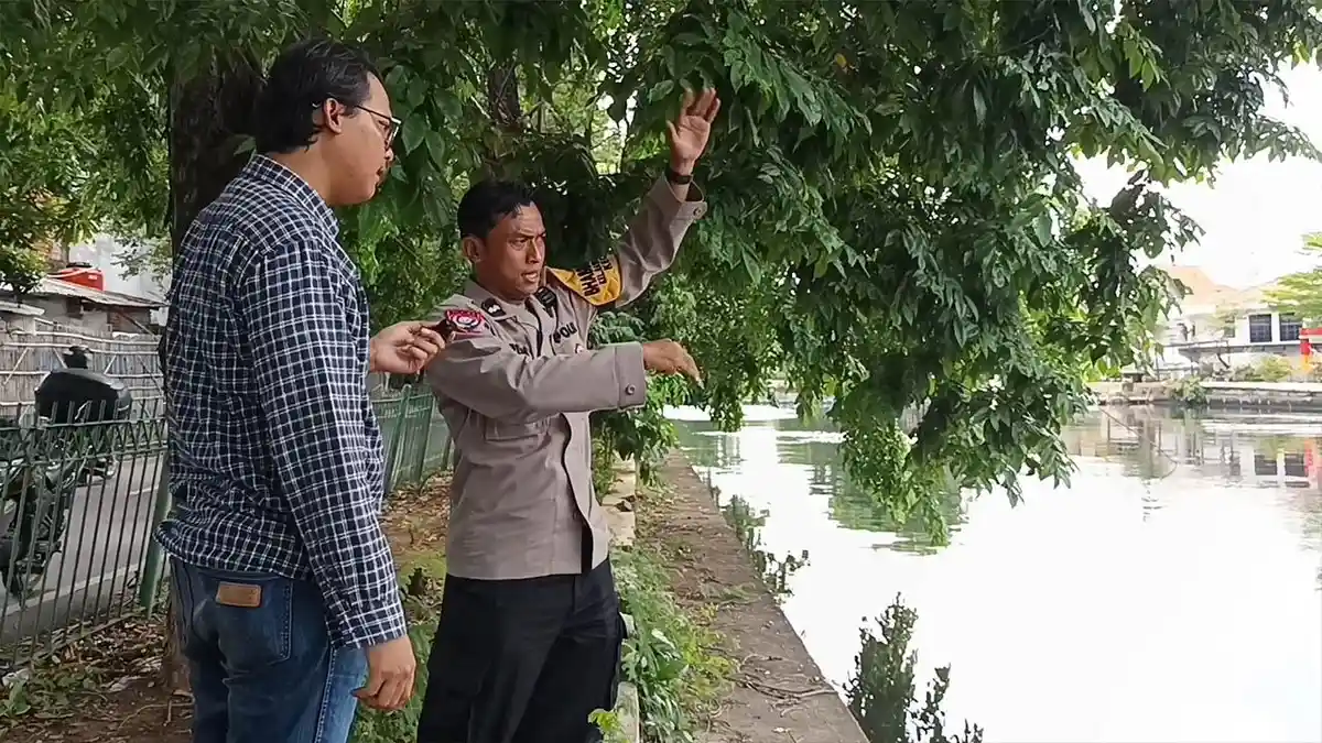 Teriakan Minta Tolong Picu Aipda Ependi Loncat Pagar dan Terjun ke Kali Selamatkan 2 Nyawa Sekaligus