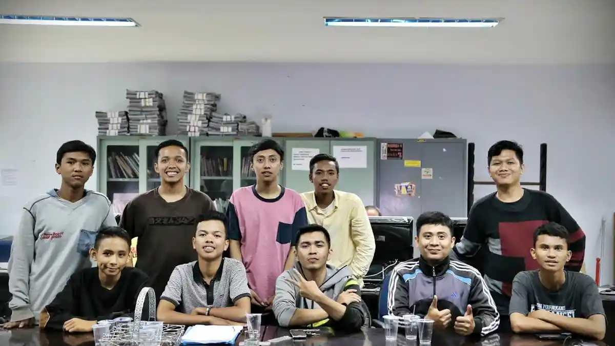 TRIBUNWIKI: Sejarah Terbentuknya Komunitas Stand Up Comedy Indonesia, Mulai 2011