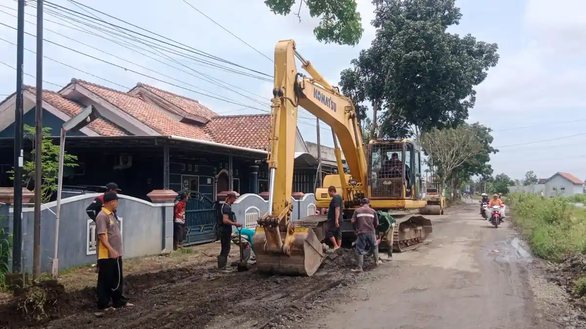 Hadapi Mudik Lebaran 2026, Pemkab Kebumen Perbaiki 17 Ruas Jalan Termasuk Jalan  Muktisari-Bocor
