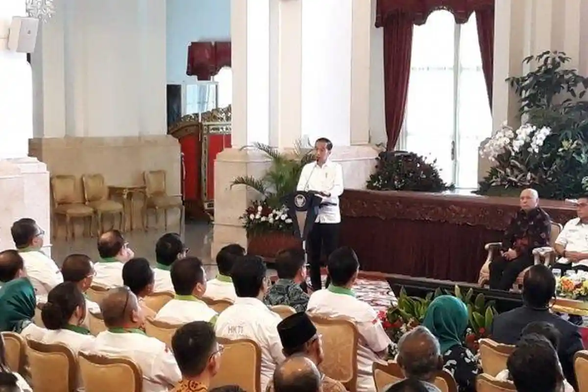 Kisah Presiden Jokowi Minum Jamu hingga 3 Kali Sehari Gara-gara Corona: Hati-hati Harganya Naik