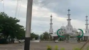 masjid-Baiturrahmah-Padang-962026.jpg