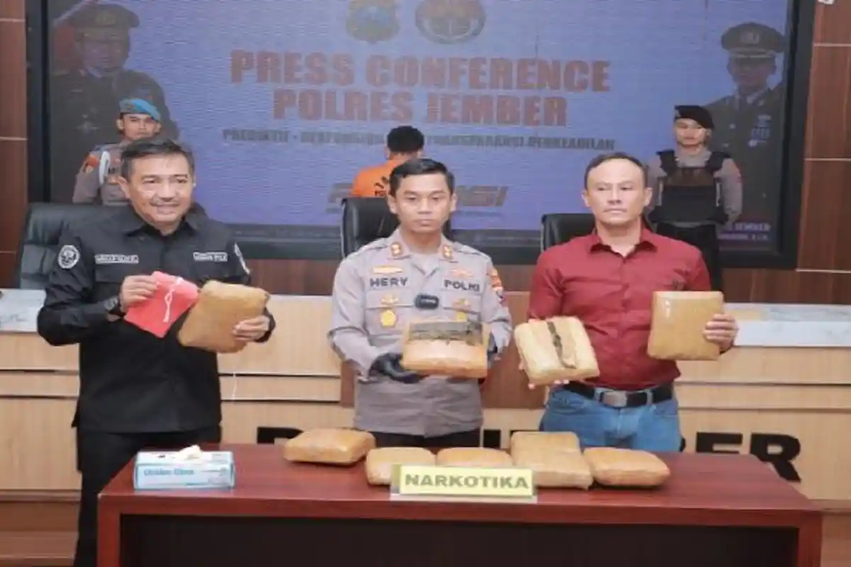Bawa Ganja 10 Kg, kurir Narkoba Jaringan Medan-Bali Tertangkap di Jember
