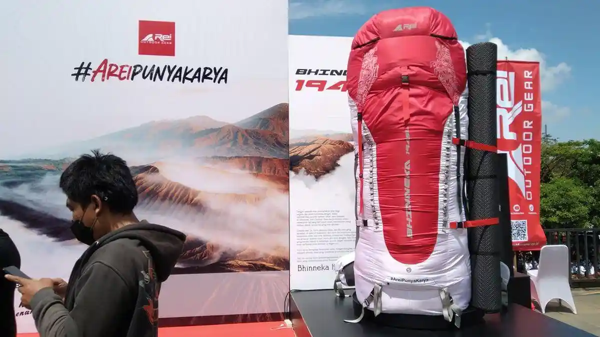 Sambut HUT RI, Begini Penampakan Tas Gunung Arei Setinggi 2 Meter yang Pecahkan Rekor MURI