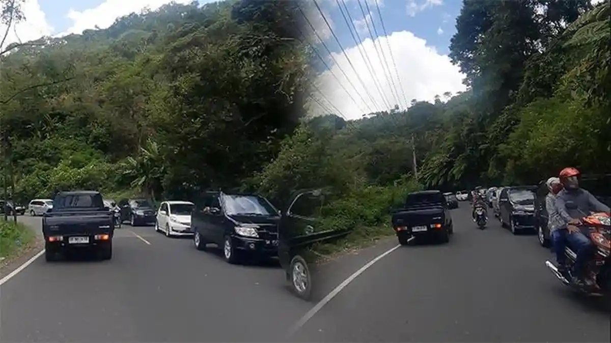 Hari ke-2 Idul Fitri 2024, Arus Lalulintas Jalan Takengon- Bireuen Padat Merayap