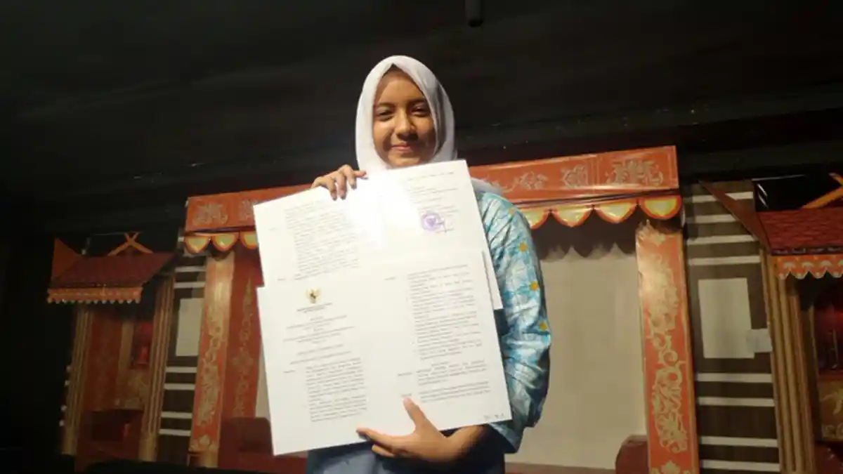 Ini Tugas Gloria Hamel Setelah Resmi Diangkat Jadi Duta Pelajar Kemenpora
