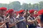Prabowo-Subianto-jas-abu-bersama-Panglima-TNI-Jenderal-Agus-Subiyanto-2341212.jpg