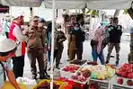 Diwarnai Protes, Dinas Perdagangan Relokasi Pedagang dari Parkiran dan Bahu Jalan ke Pasar Kayuagung