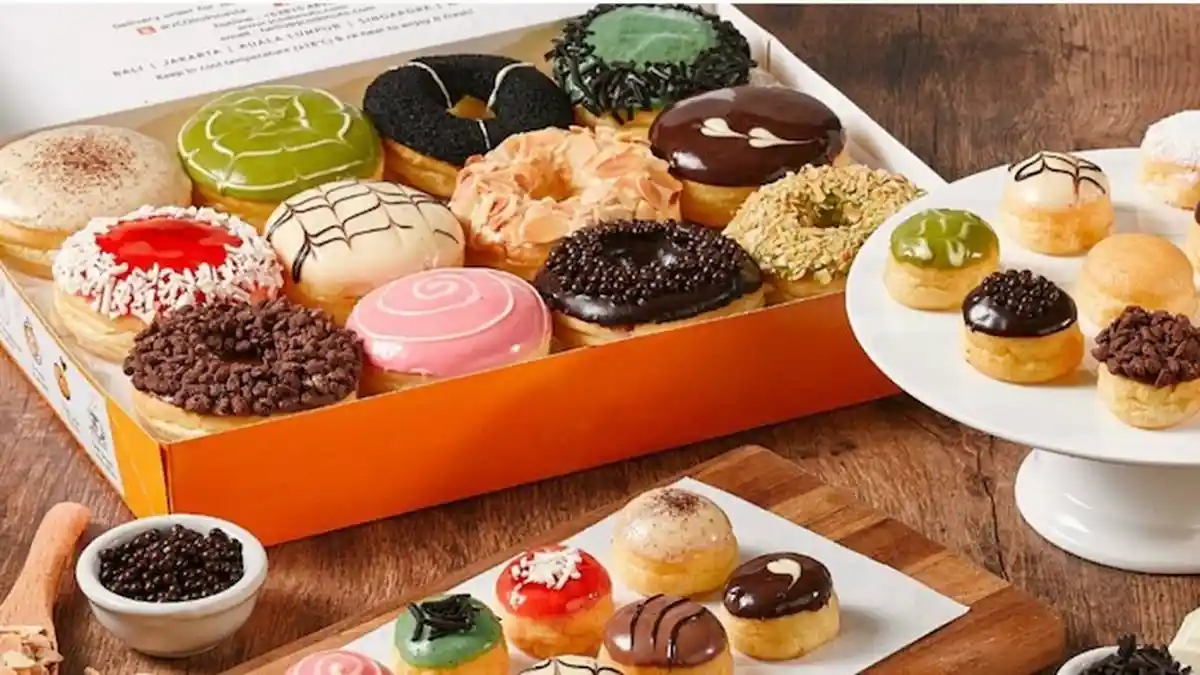 PROMO Donat JCO Hari Ini Dapatkan Diskon Paket 2 Lusin Donat dan Minuman Rp 249.000