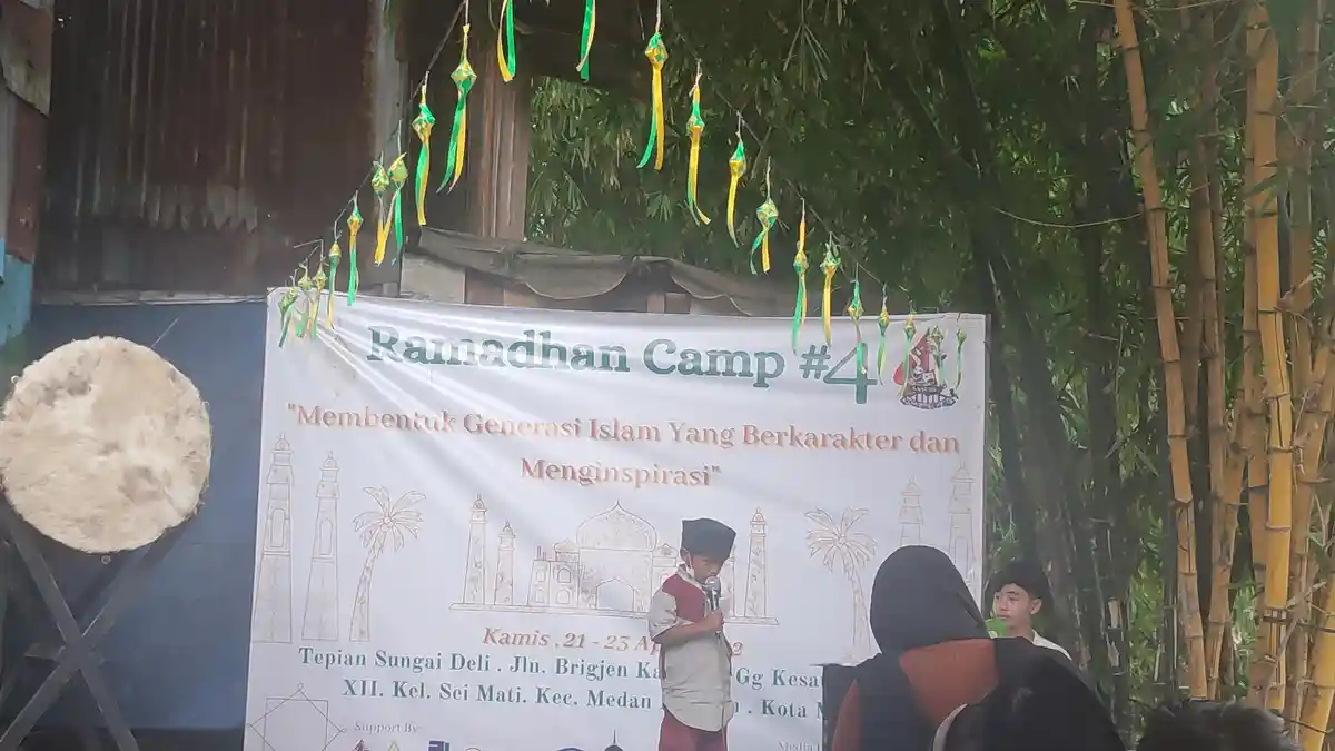 KOMUNITAS Sasude Ajak Anak-anak Sungai Deli Rayakan Ramadan dengan Kampanye Hari Bumi Sedunia