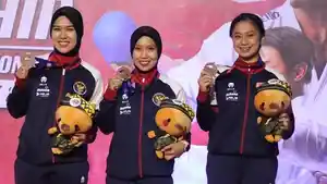 Tiga-atlet-karate-putri-Sulawesi-Selatan-berprestasi.jpg