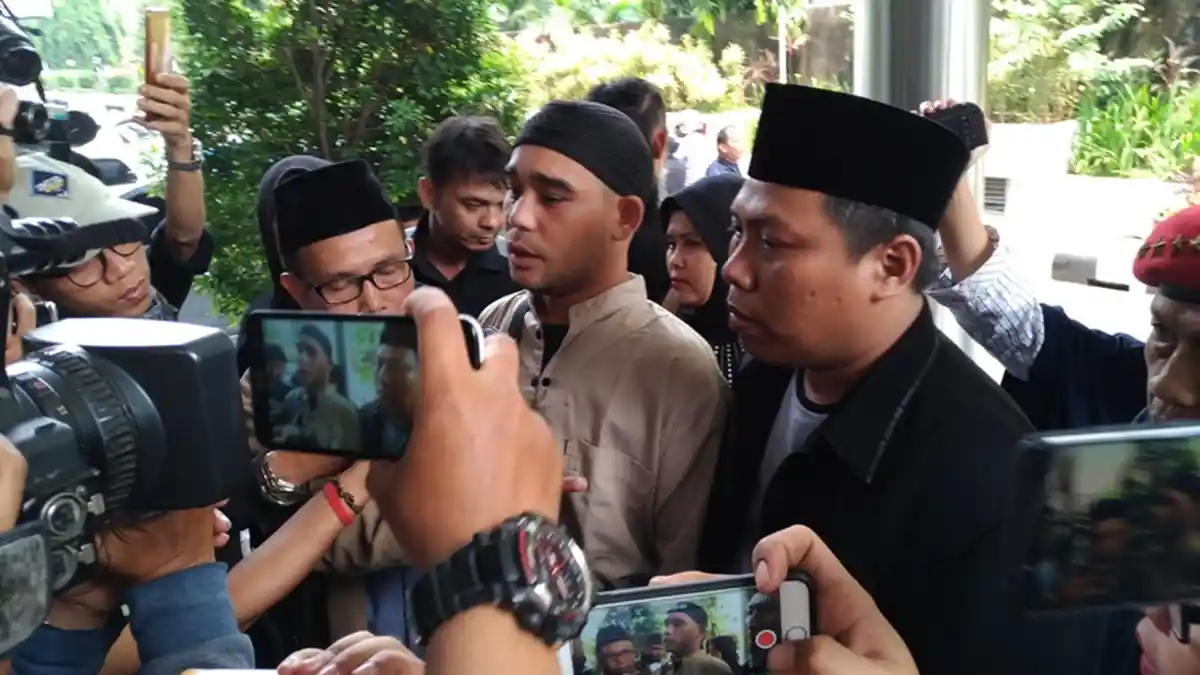 Alumni 212 Ikut Laporkan Puisi Sukmawati Ke Bareskrim