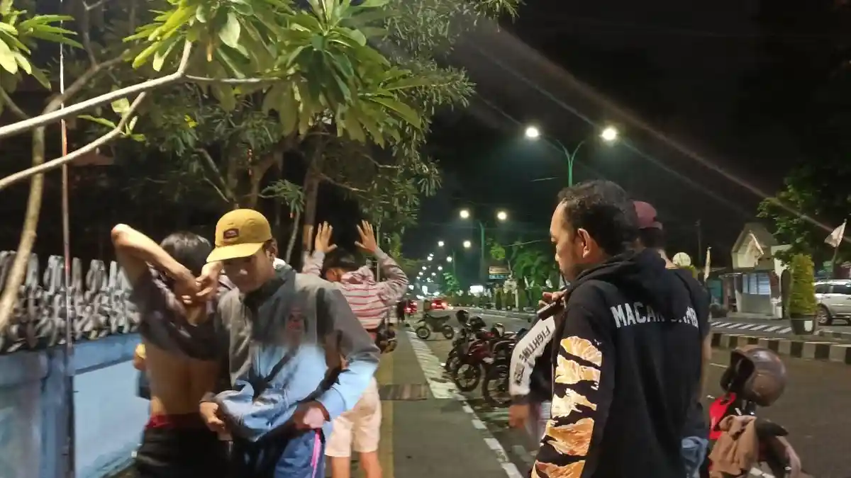 Polisi Tangkap 7 Remaja yang Tusuk Pelajar SMP di Kota Jambi