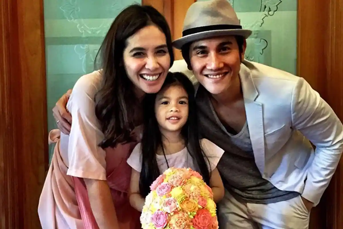 Marsha Timothy Unggah Foto Jizzy Jadi Patung, Netizen Terpukau Lihat Rambut Putri Vino G Bastian