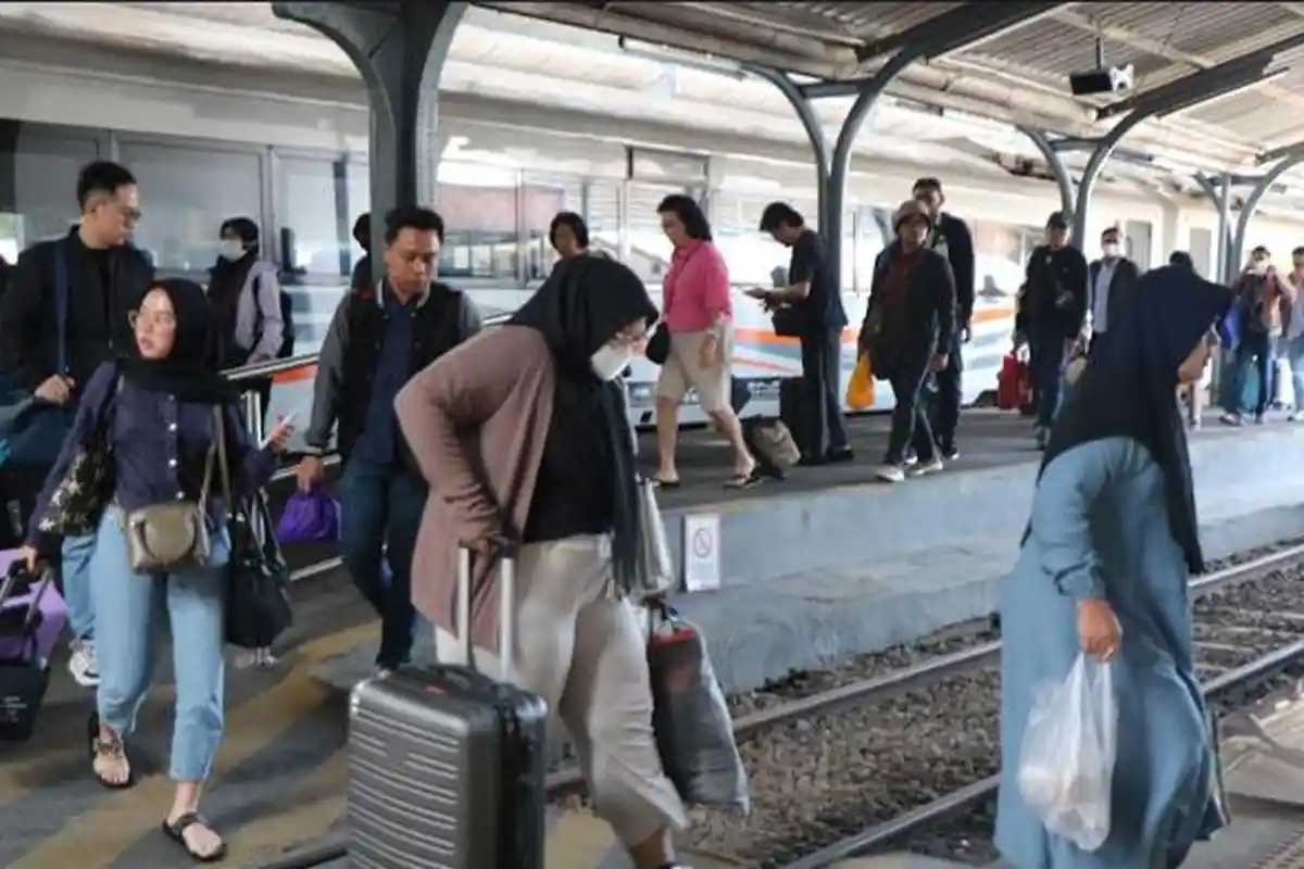 Mudik Lebaran 2024, Tiket Perjalanan Kereta Daop 9 Jember Sudah Bisa Dipesan