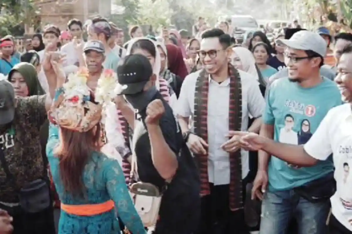 Warga Giri Trembesi Gerung Yakin Dukung Farin-Khairatun karena Setia dengan Zaini Arony