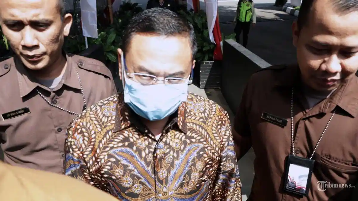 Usai Didemo Besar, Bupati Sudewo Muncul di KPK, Warga Pati Sudah Muak Minta Kepala Daerahnya Dibui