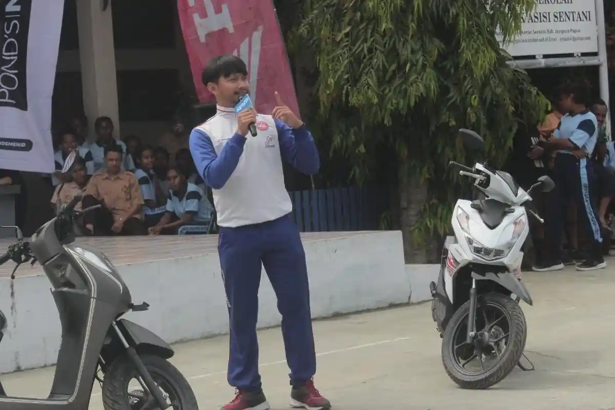 Inilah Tips Berkendara Sepeda Motor Aman bagi Pemula dari Astra Motor Papua