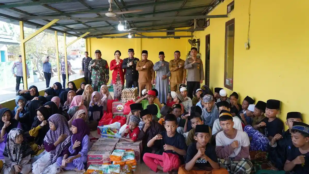 Peringati Hari Bhayangkara, Polisi Kubu Raya Berbagi Harapan dan Hangatnya Kepedulian