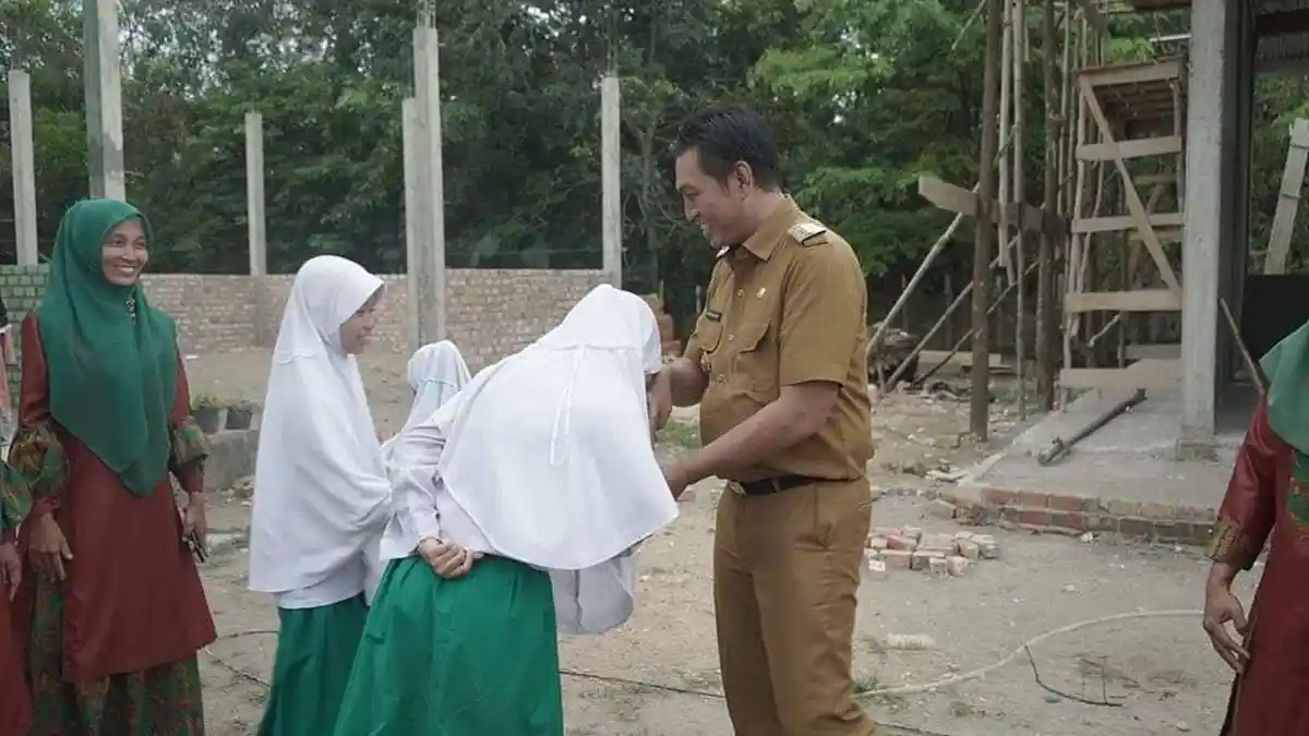 Pemkab Batanghari Terima Penghargaan dari Kemendikbud Ristek
