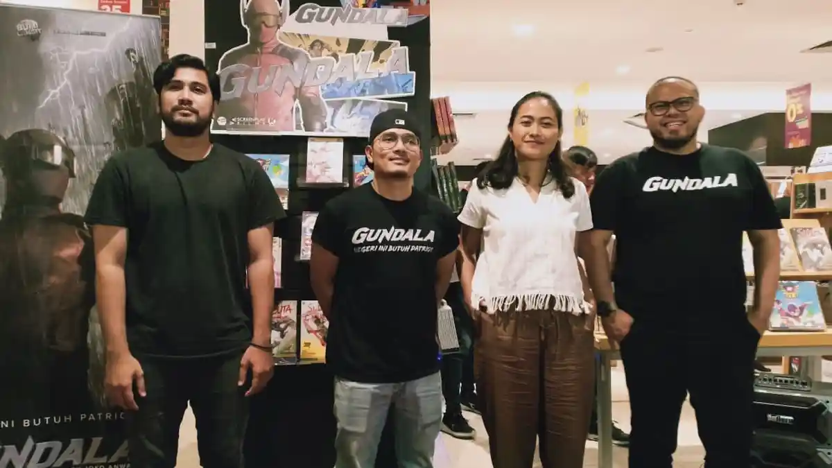 Sutradara dan Pemain Film Gundala Sapa Langsung Pecinta Film di Medan