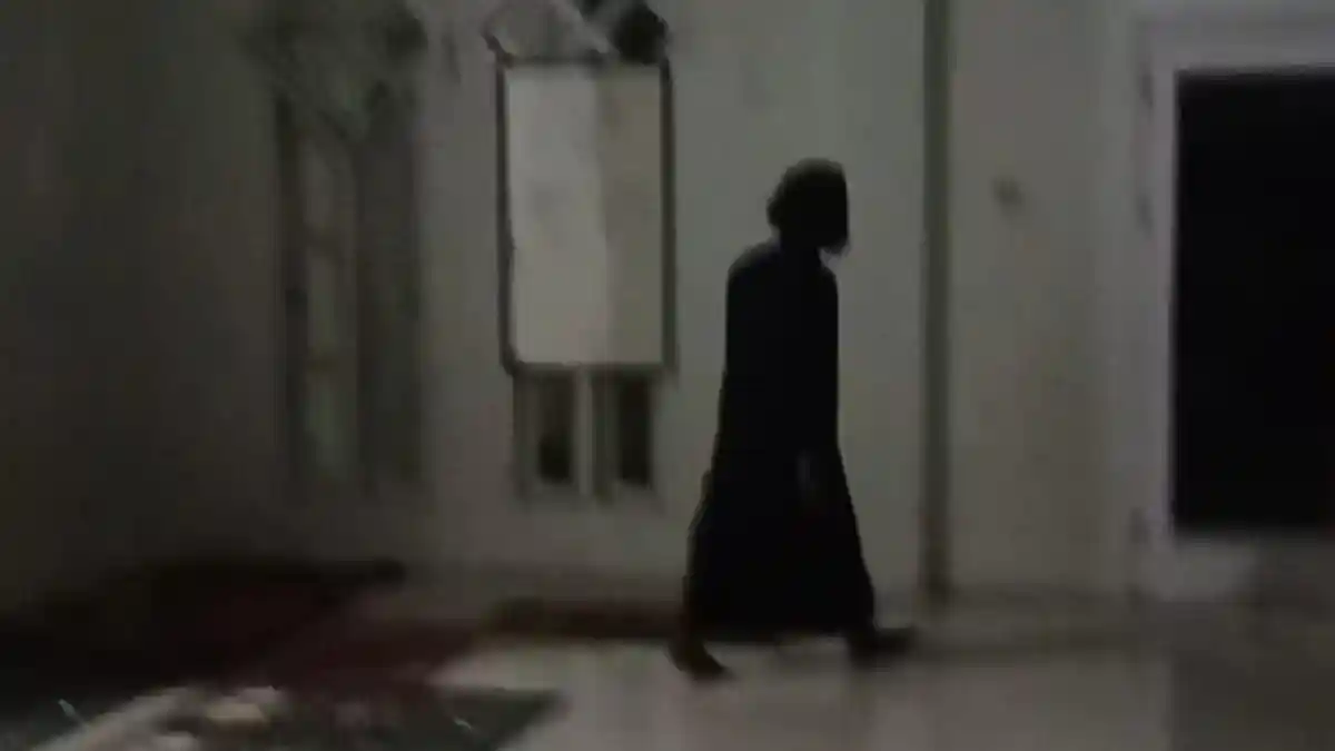 ODGJ Bernyanyi Lewat Toa Masjid Bikin Warga Desa Bobong Taliabu Heboh di Dini Hari
