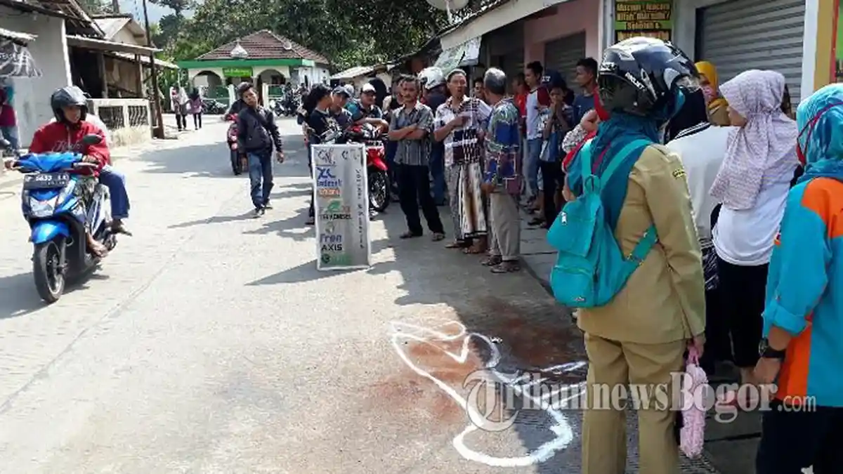 Bocah Tewas Terlindas Truk, Tergeletak di Jalan Tangannya Masih Pegang Benda Pemberian Ibunya