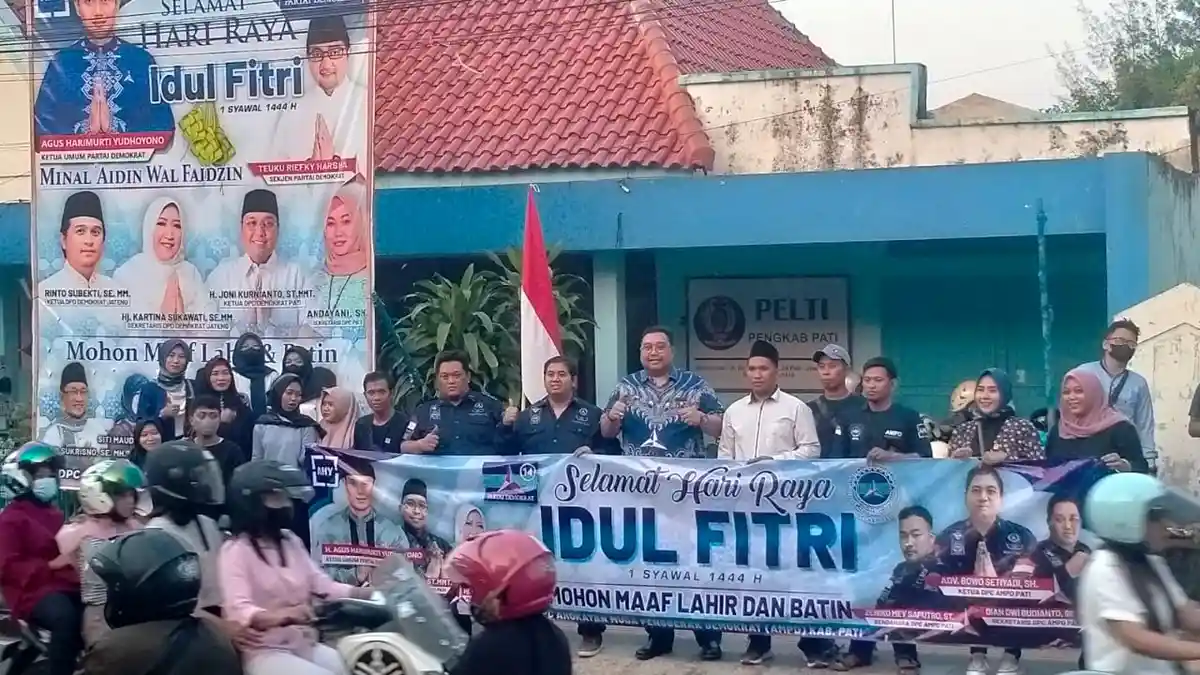 Berburu Berkah di Penghujung Ramadhan 2023, AMPD Bagi 500 Takjil Gratis