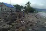 Gelombang-Tinggi-di-Nangahale.jpg