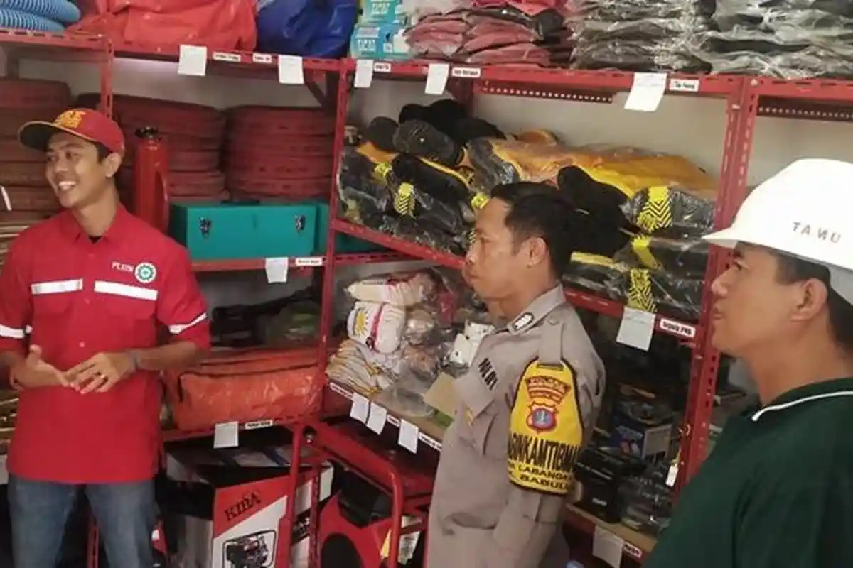 Antisipasi Hadapi Kemarau, PT STN Bersama Polsek Babulu Gelar Pelatihan Pemadam Kebakaran