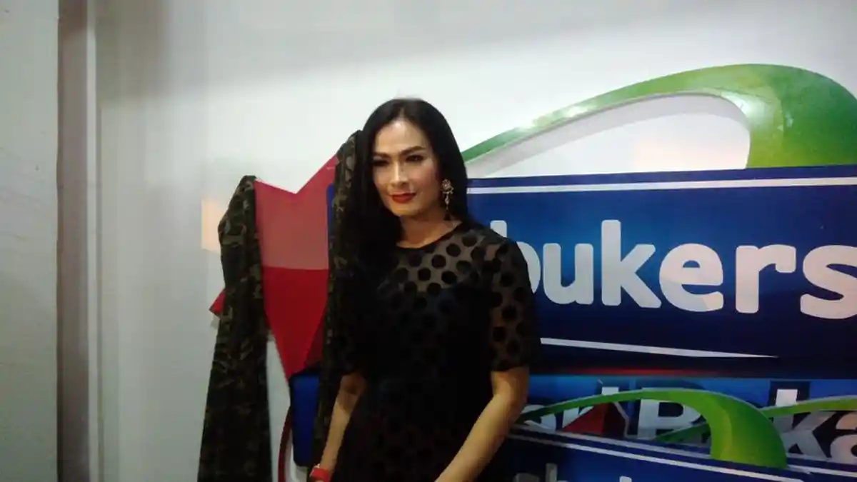 Salah Sedikit, Iis Dahlia Dibully Netizen karena Salah Lirik 'Ramadhan Tiba', Emosinya Meluap