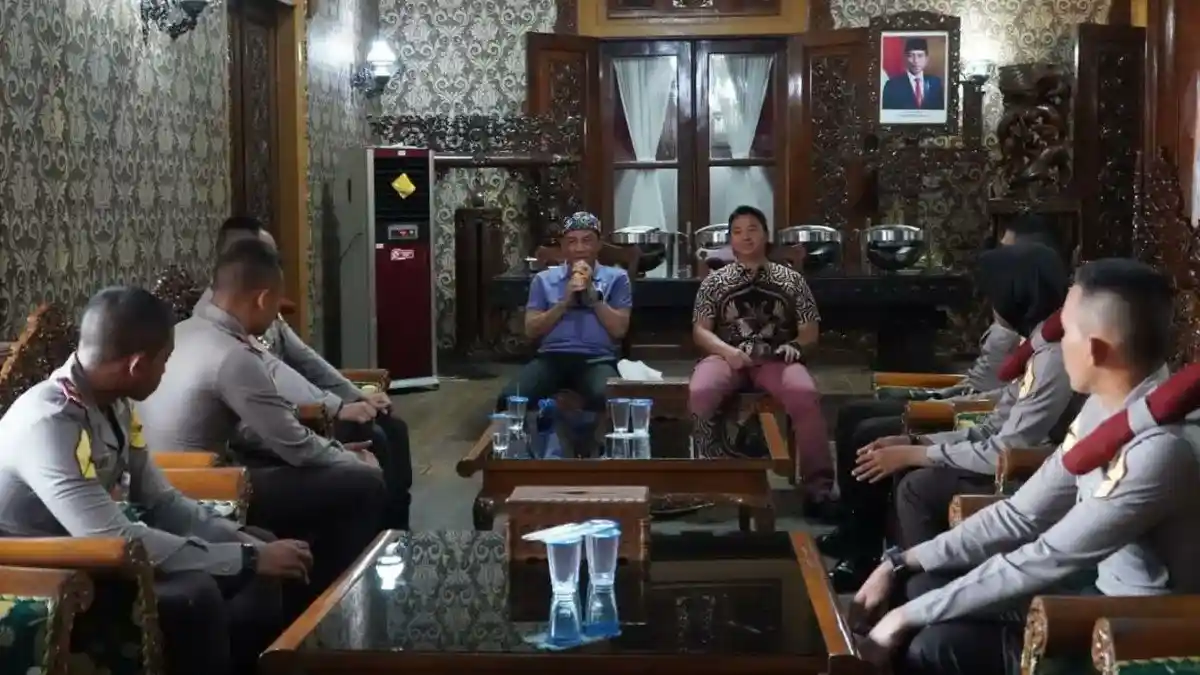 11 Taruna Akpol yang Latihan Kerja di Jepara Temui Pj Bupati, Kapolres: Sebenarnya 12, tapi . . .