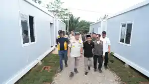 mendagri-tito-kunjungi-desa-lubuk-sidup.jpg