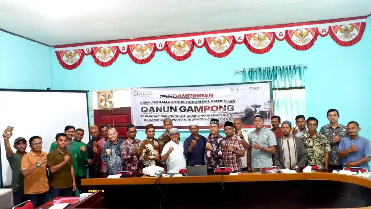 Dosen PKM Unimal Bantu Aparatur Gampong Rumuskan Produk Hukum