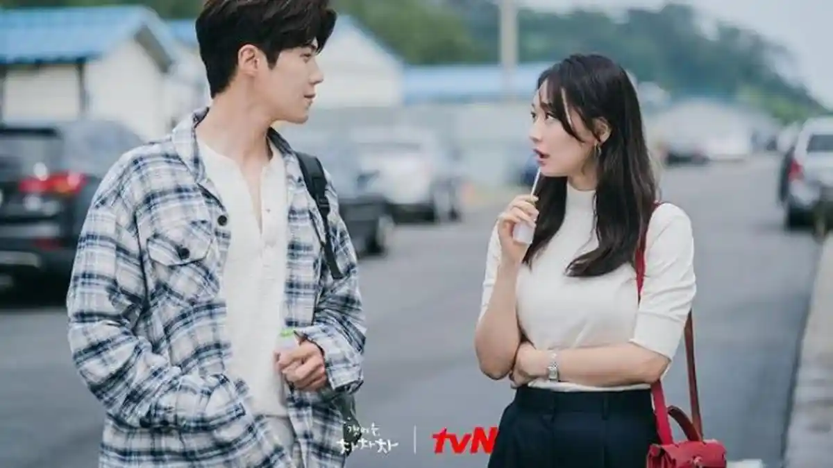 Daftar Drama Korea Tayang Agustus 2021: Home Town Cha-Cha-Cha Rilis Tanggal 28