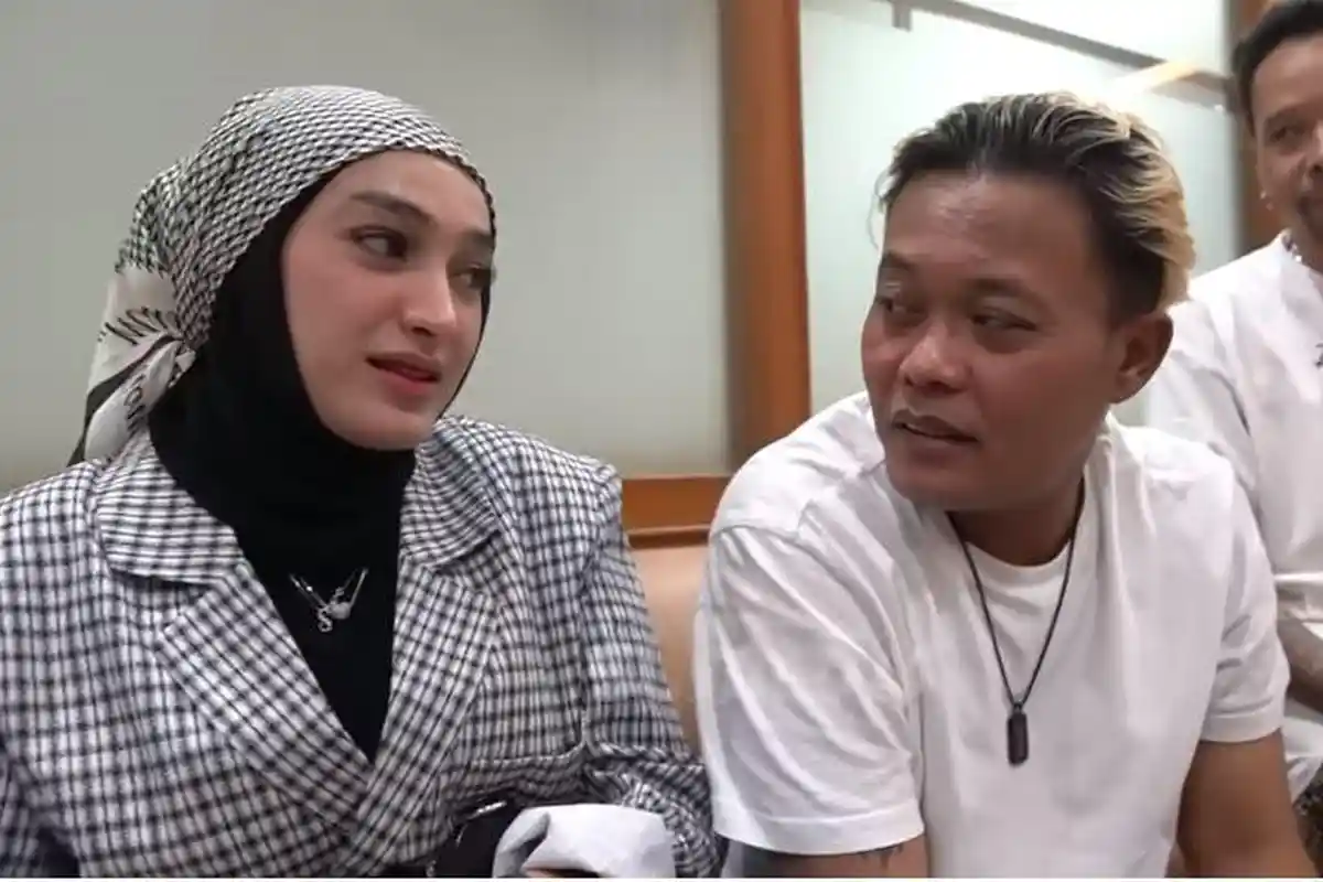 Reaksi Santyka Fauziah Saat Dihujat Netizen, Sule Pasang Badan