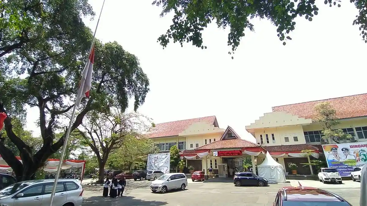 G30S/PKI, Bendera Setengah Tiang di Kantor Setda Kabupaten Sukabumi, Begini Kata Penjabat Sekda