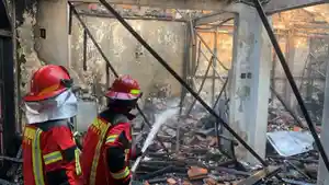 Rumah-penyimpanan-barang-berbahan-plastik-di-Perumahandd.jpg