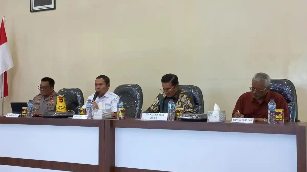 Fadel Muhammad Minta Pemprov Gorontalo Buka Wilayah Pertambangan Rakyat Secara Resmi