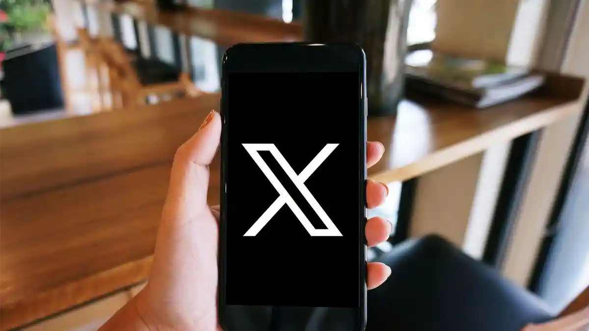 X Alias Twitter Ijinkan Konten Dewasa, Kominfo Ancam Blokir