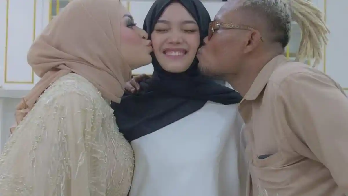 Kenakan Busana Serba Hitam, Anak Sule, Putri Delina Disorot Warganet
