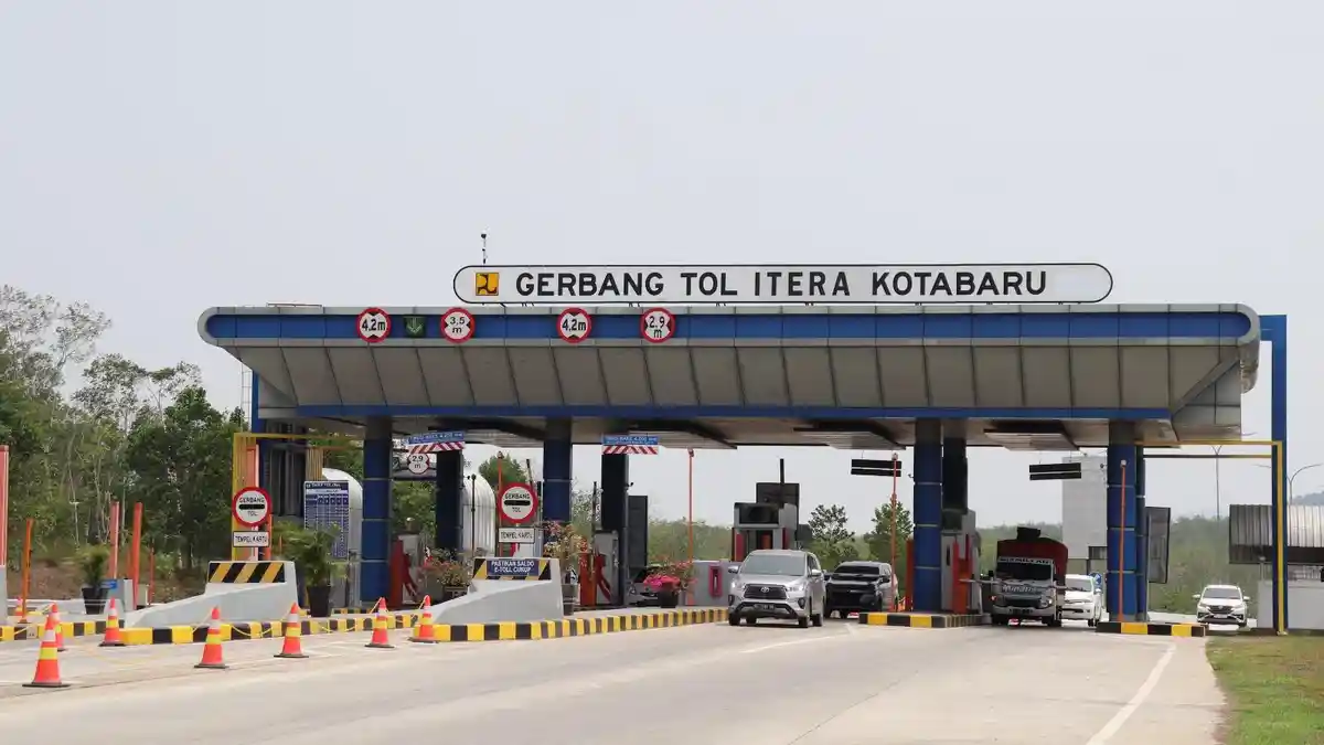 70.948 Kendaraan Melintasi Tol Bakauheni–Terbanggi Besar dalam 2 Hari