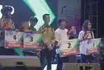 4-Pemenang-Lomba-Stand-Up-Comedy-Festival-Konasara-HUT-ke-17-Konut-Polisi-hingga-Pemuda-Gondrong.jpg