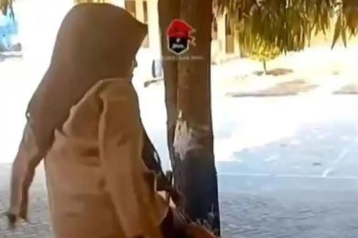 Anak Kepsek di Sulbar Dipolisikan Meskipun Sudah Minta Maaf Usai Tendang Siswi SMK Gegara Sampah